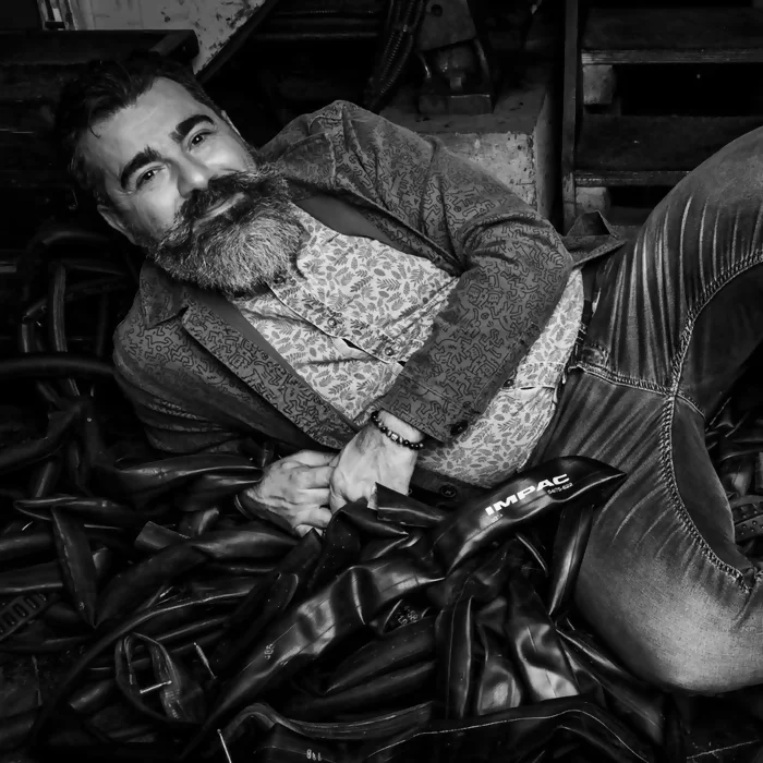 photo de Cédric designer des accessoires kerozene74