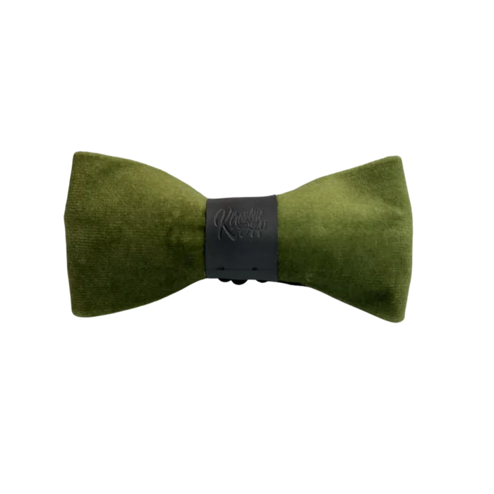 Noeud papillon Chapatt'de velours vert sauge et chambre à air upcyclée