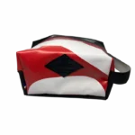 Trousse de toilette en bâche du Paris Roubaix upcyclée