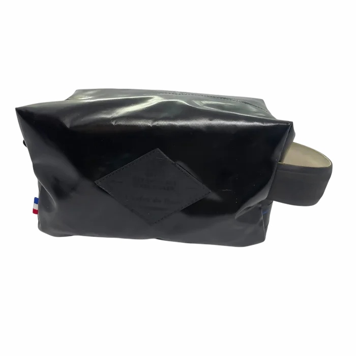 Trousse de toilette upcyclée en barnum noir